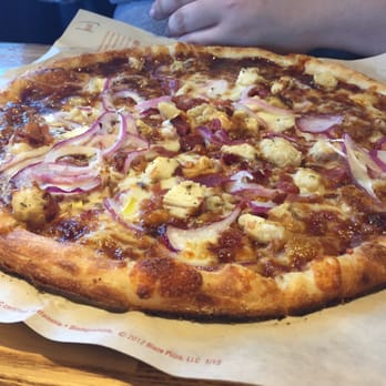 Blaze Pizza - Salad Near Me - Gold River, California