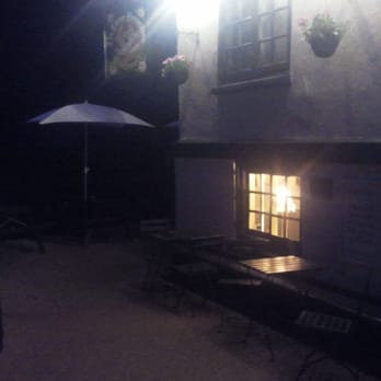 The Three Horseshoes - Pubs Near Me - Hertfordshire, HRT The Three Horseshoes - Pubs Near Me - Hertfordshire, HRT