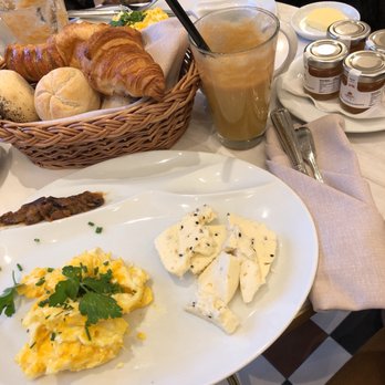 Cafe Bristol - Cafes Near Me - Warsaw, MZ Cafe Bristol - Cafes Near Me - Warsaw, MZ