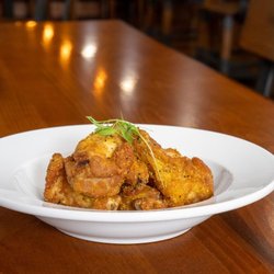 Nineteen19 Grill & Bar - Lemon Pepper Wings