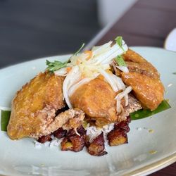 Frontera Cocina - Habanero crispy chicken dinner with rice and fried plantains