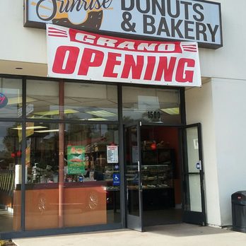 Sunrise Donuts & Bakery - New donut shop! - Donuts Near Me - La Habra, California