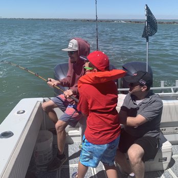 Rod Bending Charters - Fishing with first mate Ricky - Fishing Near Me - Galveston, Texas