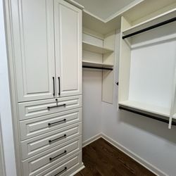 Artisan Custom Closets