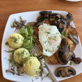 The Polish American Bistro - Breaded pork with mushrooms and egg - Bars Near Me - Barrington, Illinois The Polish American Bistro - Breaded pork with mushrooms and egg - Bars Near Me - Barrington, Illinois