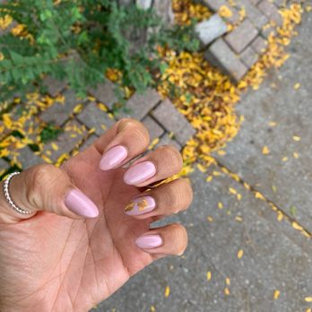 Nails Plus - Fall almond shape nails - Waxing Near Me - Toronto, Ontario Nails Plus - Fall almond shape nails - Waxing Near Me - Toronto, Ontario