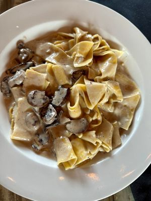 Mirko Pasta by null