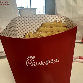 Chick-fil-A - Paid extra for a large fry but they didnt even fill the box - Fast Food Near Me - Leesburg, Virginia Chick-fil-A - Paid extra for a large fry but they didnt even fill the box - Fast Food Near Me - Leesburg, Virginia