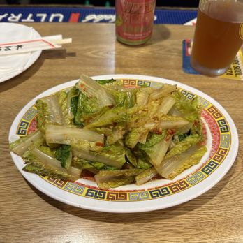 8 Fat Fat 8 Bar & Grille - Fried lettuce - Chinese Near Me - Honolulu, Hawaii