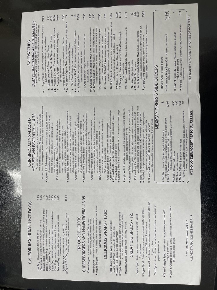 ELLIE’S MUTT HUTT 108 Photos & 288 Reviews Salad 732 S State St