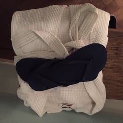 The City Street Spa - Badjasje en slippertjes