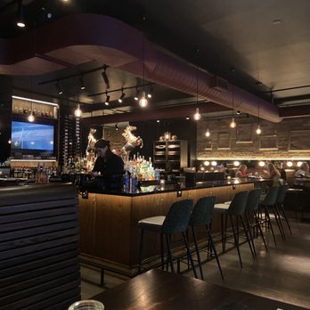 Amano Trattoria - Bar Area - Italian Near Me - Toronto, Ontario Amano Trattoria - Bar Area - Italian Near Me - Toronto, Ontario