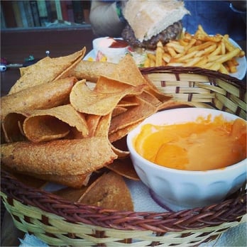 Barfly - Nachos - Pubs Near Me - Leipzig, SN