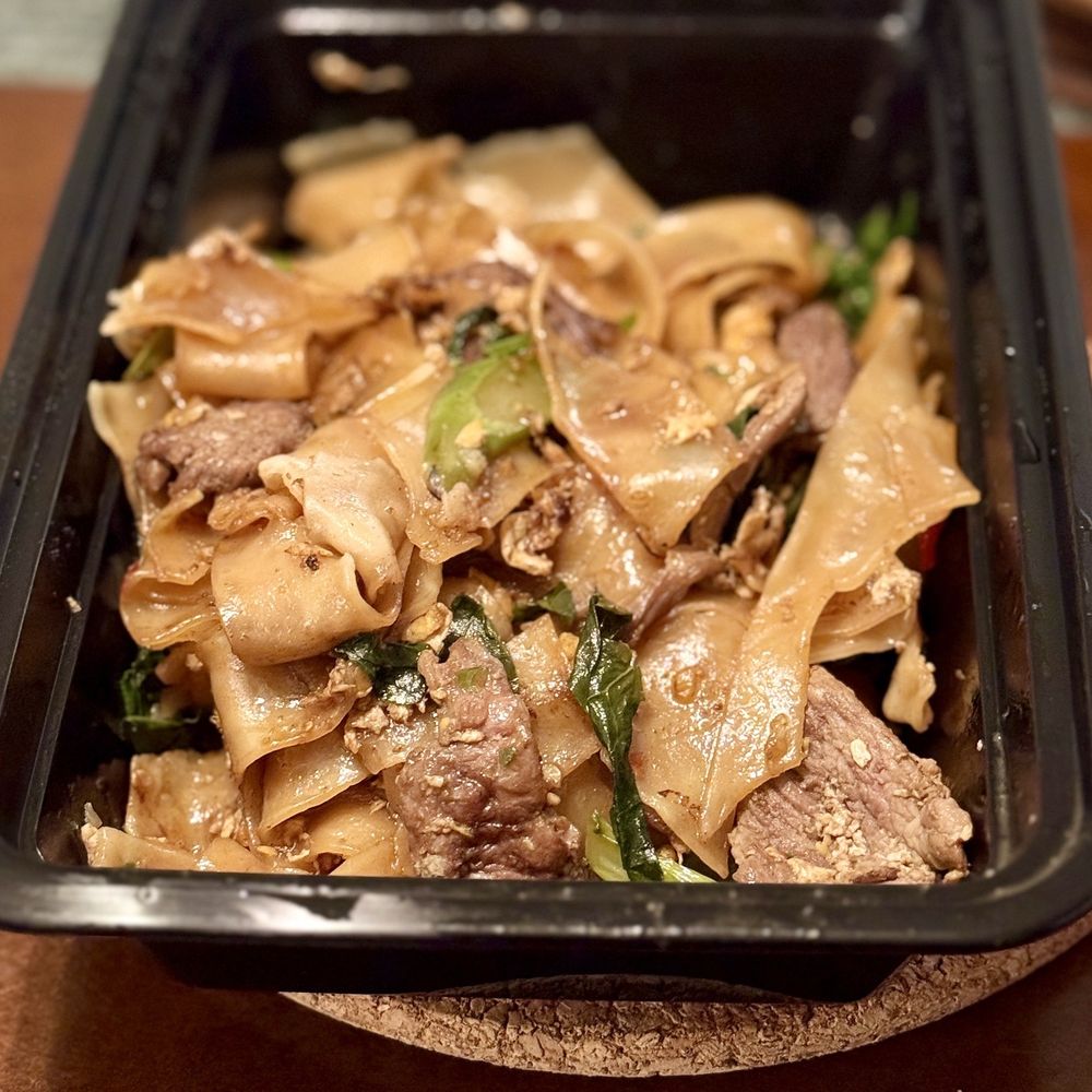Super Sap's Fine Thai Cuisine - N3 Pad See Ew Moo Noom - Thai Near Me - Cedar Park, Texas