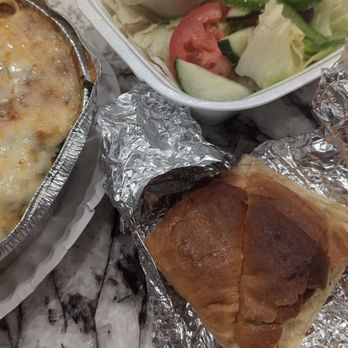 New York New York Pizza  - Garlic bread and included salad - Pizza Near Me - Riverview, Florida