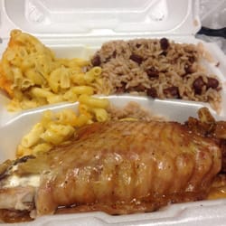 Paula's Soul Cafe - Turkey wing dinner