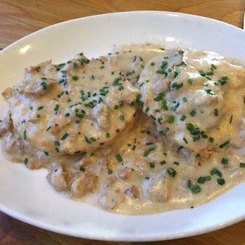MESSHALL - Turkey Sausage Gravy & Biscuits - Breakfast & Brunch Near Me - Los Angeles, California