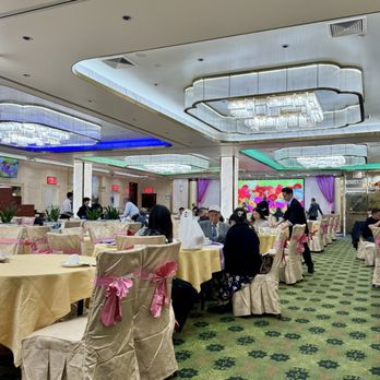 Golden Lake Pavilion - Renovated interior - Dim Sum Near Me - Flushing, New York Golden Lake Pavilion - Renovated interior - Dim Sum Near Me - Flushing, New York