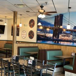 New York Pizza and Grill - Inside!
