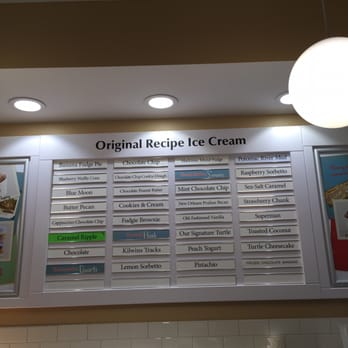 Kilwins Ice Cream - Chocolate - Fudge - 32 flavors - Desserts Near Me - Alexandria, Virginia