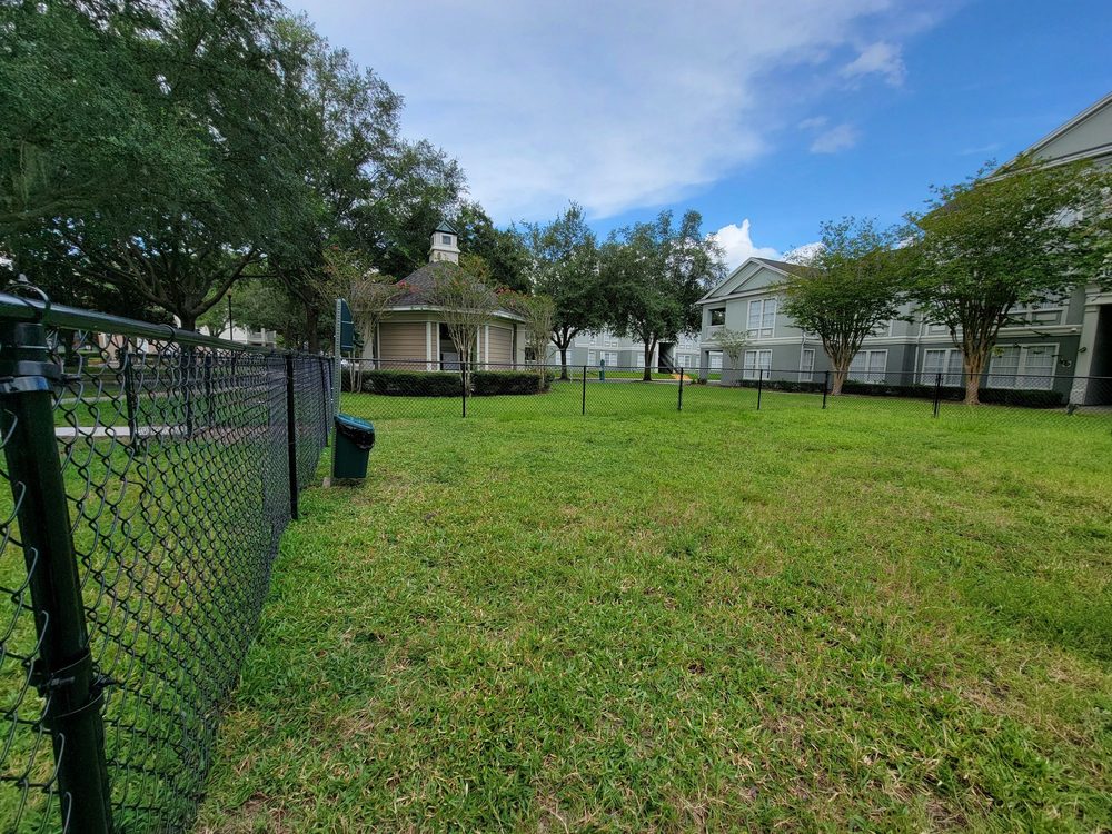 CHATHAM SQUARE APARTMENTS DOG PARK 8510 Chatham Manor Blvd, Orlando