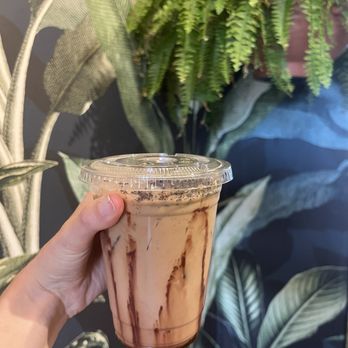 Paradeisos - Coffee & Tea Near Me - Nashville, Tennessee