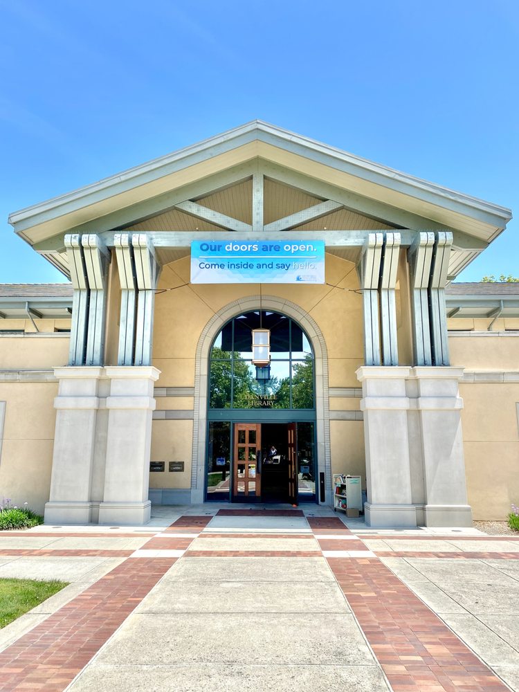Friends of the Danville Library Logo