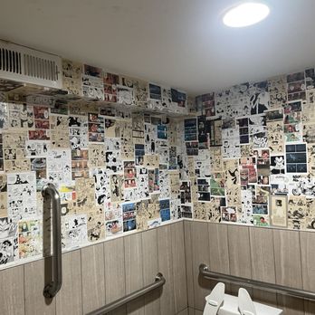 Ekiben - Neat Bathroom - Asian Fusion Near Me - Baltimore, Maryland
