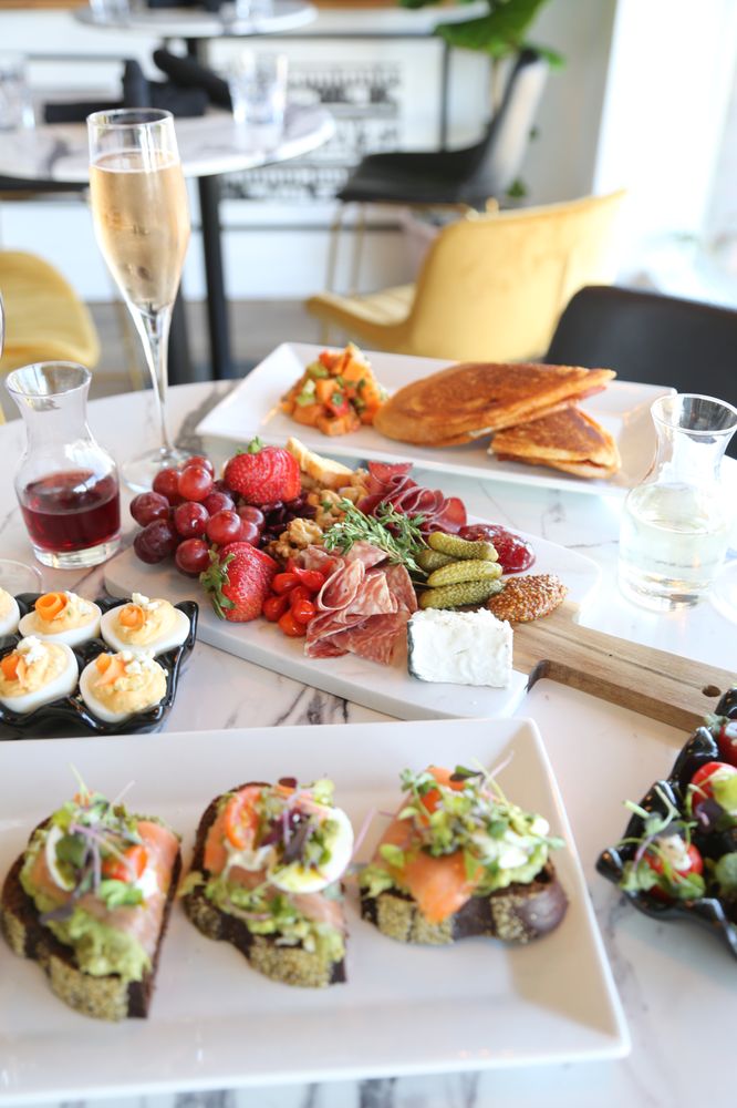 CORK & KNIFE 60 Photos & 33 Reviews 400 Clovis Ave, Clovis, CA Yelp