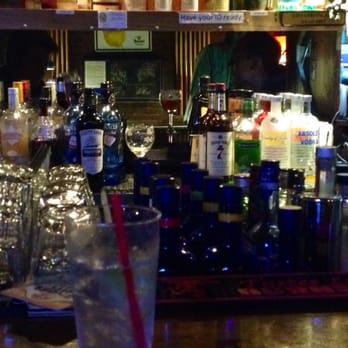 The Daily Pint - Tito's & Soda @the bar - Sports Bars Near Me - Santa Monica, California