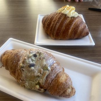Albunn Coffee House - Coffee & Tea Near Me - Rochester, New York