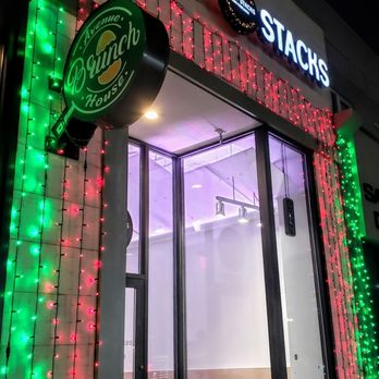 Sweet Stacks - Storefront for Sweet Stacks - Ice Cream & Frozen Yogurt Near Me - Dearborn, Michigan
