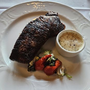 22 Bowen's - NY strip - New American Near Me - Newport, Rhode Island