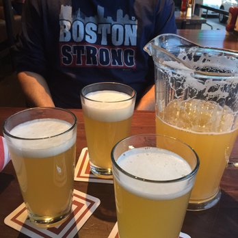 Stats Bar & Grille - Good brews on tap - Sports Bars Near Me - Boston, Massachusetts Stats Bar & Grille - Good brews on tap - Sports Bars Near Me - Boston, Massachusetts