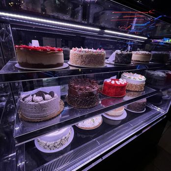 Metro Diner & Bar - Diners Near Me - Atlanta, Georgia