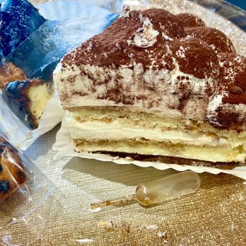 Petit Four Dessert Cafe - Tiramisu tart, soooooo good!!!! - Desserts Near Me - Carrollton, Texas Petit Four Dessert Cafe - Tiramisu tart, soooooo good!!!! - Desserts Near Me - Carrollton, Texas