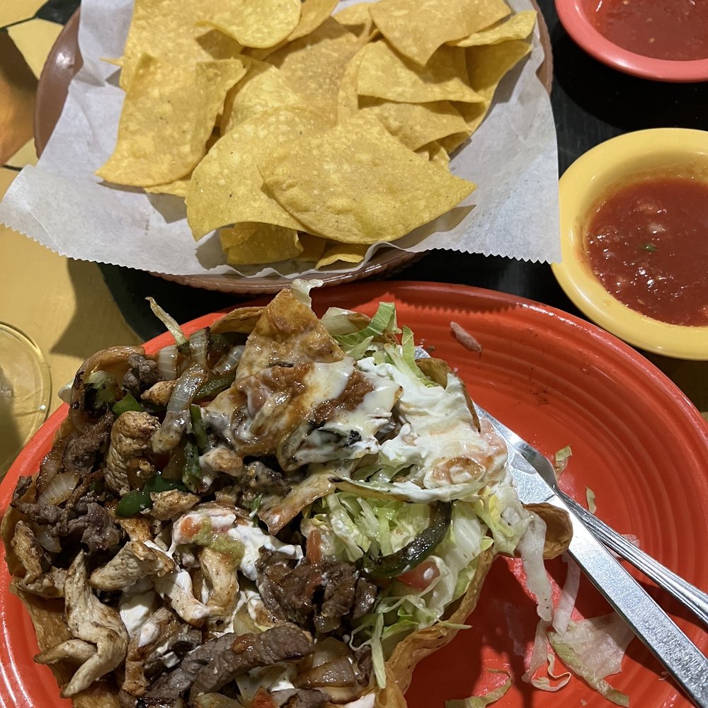 San Jose Restaurant - Fajita nachos with chicken & steak - Mexican Near Me - Batesburg-Leesville, South Carolina San Jose Restaurant - Fajita nachos with chicken & steak - Mexican Near Me - Batesburg-Leesville, South Carolina