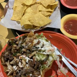 San Jose Restaurant - Fajita nachos with chicken & steak