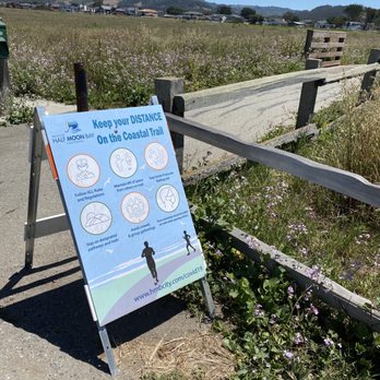 Poplar Beach - COVID-19 signage - Beaches Near Me - Half Moon Bay, California