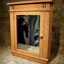 Here's a medicine cabinet I build from Quarter Sawn White Oak I bought from Austin Hardwoods Here's a medicine cabinet I build from Quarter Sawn White Oak I bought from Austin Hardwoods