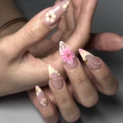 Milano Nail Spa The Heights
