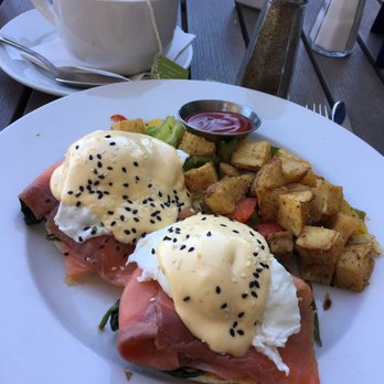 Lighthouse - Smoked Salmon Benedict - Breakfast & Brunch Near Me - Newport Beach, California Lighthouse - Smoked Salmon Benedict - Breakfast & Brunch Near Me - Newport Beach, California