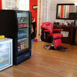 Lindsay Barber Shop