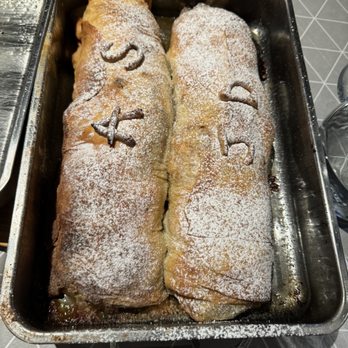 Edelweiss Cooking School - Finished strudels - Cooking Classes Near Me - Salzburg, 5 Edelweiss Cooking School - Finished strudels - Cooking Classes Near Me - Salzburg, 5