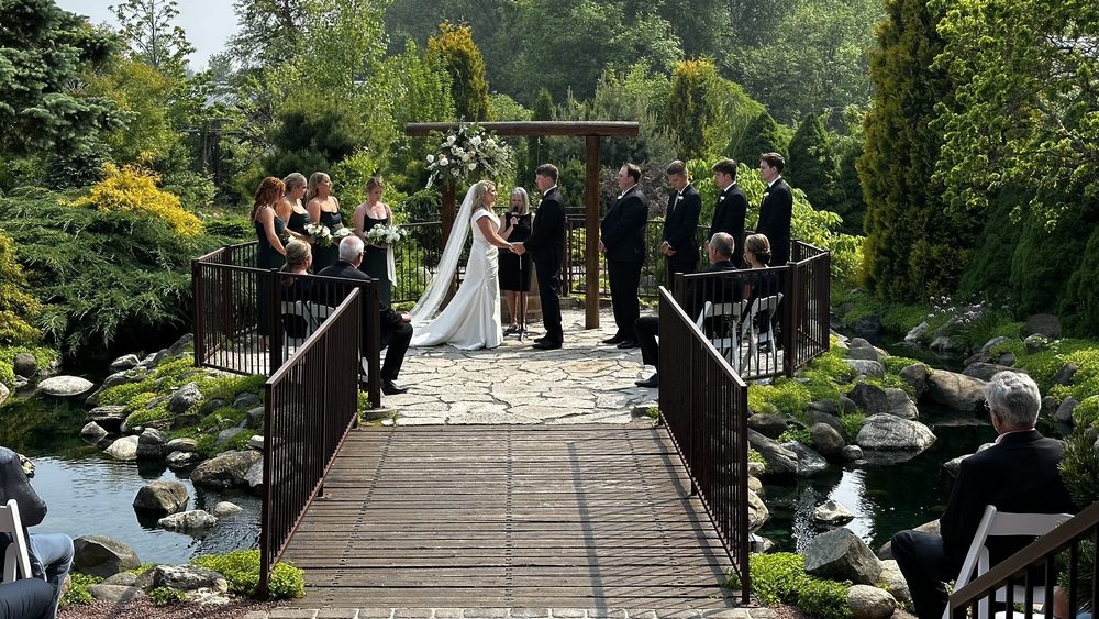 THE GRAIN LOFT N6975 WI42, Algoma, Wisconsin Wedding Chapels
