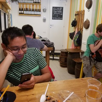 Lunch Box - Small space for dining in - Juice Bars & Smoothies Near Me - Vernazza, SP
