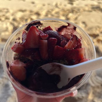 Island Vibes Cafe - MYO açaí - Breakfast & Brunch Near Me - Lahaina, Hawaii Island Vibes Cafe - MYO açaí - Breakfast & Brunch Near Me - Lahaina, Hawaii