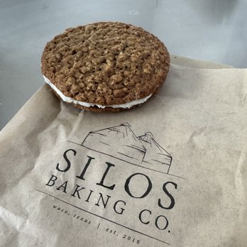 Silos Baking - Cupcakes Near Me - Waco, Texas