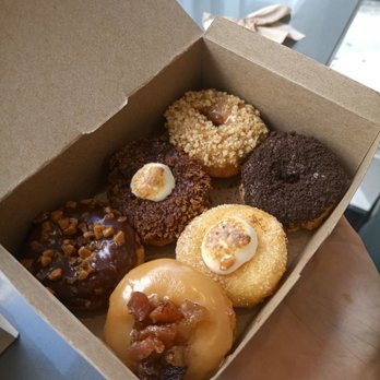 Fugo Desserts - Left to right top to bottom (like a 2x3 matrix) Skor, campfire smores, maple walnut Maple bacon, lemon meringue, cookies n creme - Desserts Near Me - Toronto, Ontario Fugo Desserts - Left to right top to bottom (like a 2x3 matrix) Skor, campfire smores, maple walnut Maple bacon, lemon meringue, cookies n creme - Desserts Near Me - Toronto, Ontario