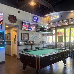 Canyons Edge Pub